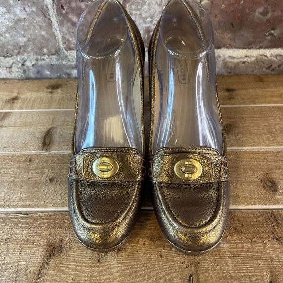 COACH METALLIC Leather Signature Gold Turnlock Buckle Pumps Women's Size 9.5 - Picture 6 of 8
